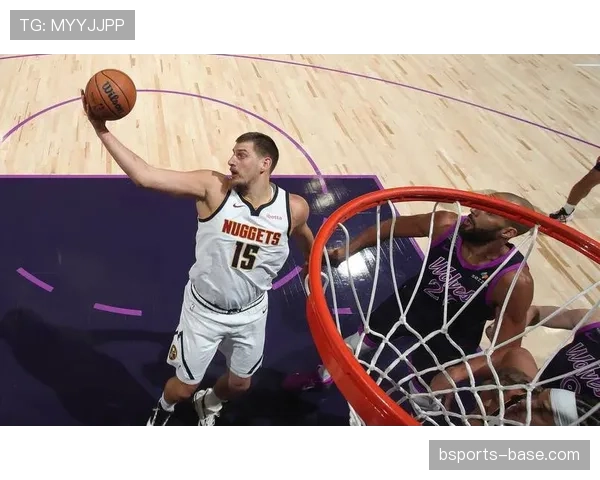 戈贝尔挡拆换防限制约基奇切入 比单防更稳固篮板掌控