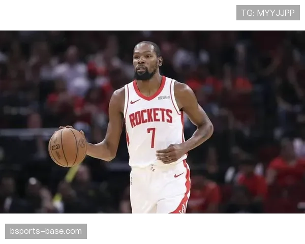 杜兰特挡拆拉开空间显著提升效率，助篮网关键时刻得分爆发