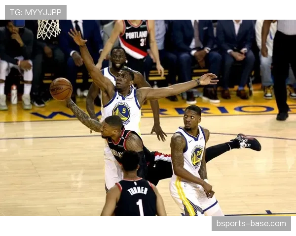 格里芬挡拆拉开空间提升助攻效率明显优于同期内线